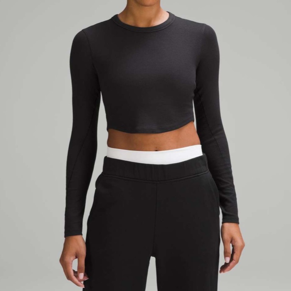 Lululemon Hold Tight Long Sleeve Cropped Black